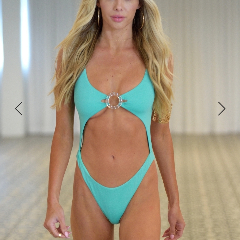 Beach Bunny Kendall Glitter Monokini  Seafoam medium NWT one piece